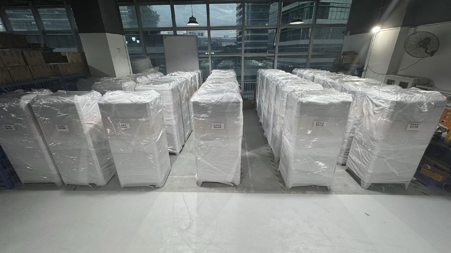 6500KW电磁回转窑加热柜打包完毕准备发货